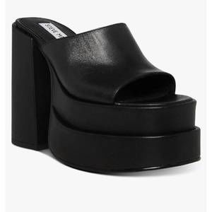 NEW STEVE MADDEN women's cagey sandal leather in black